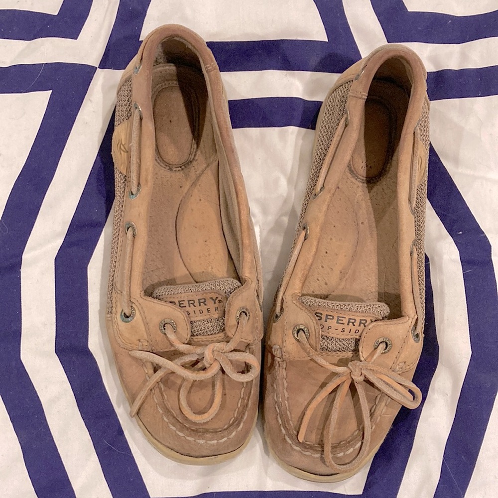 Women’s Leather Sperry Topsiders, size 7, light tan